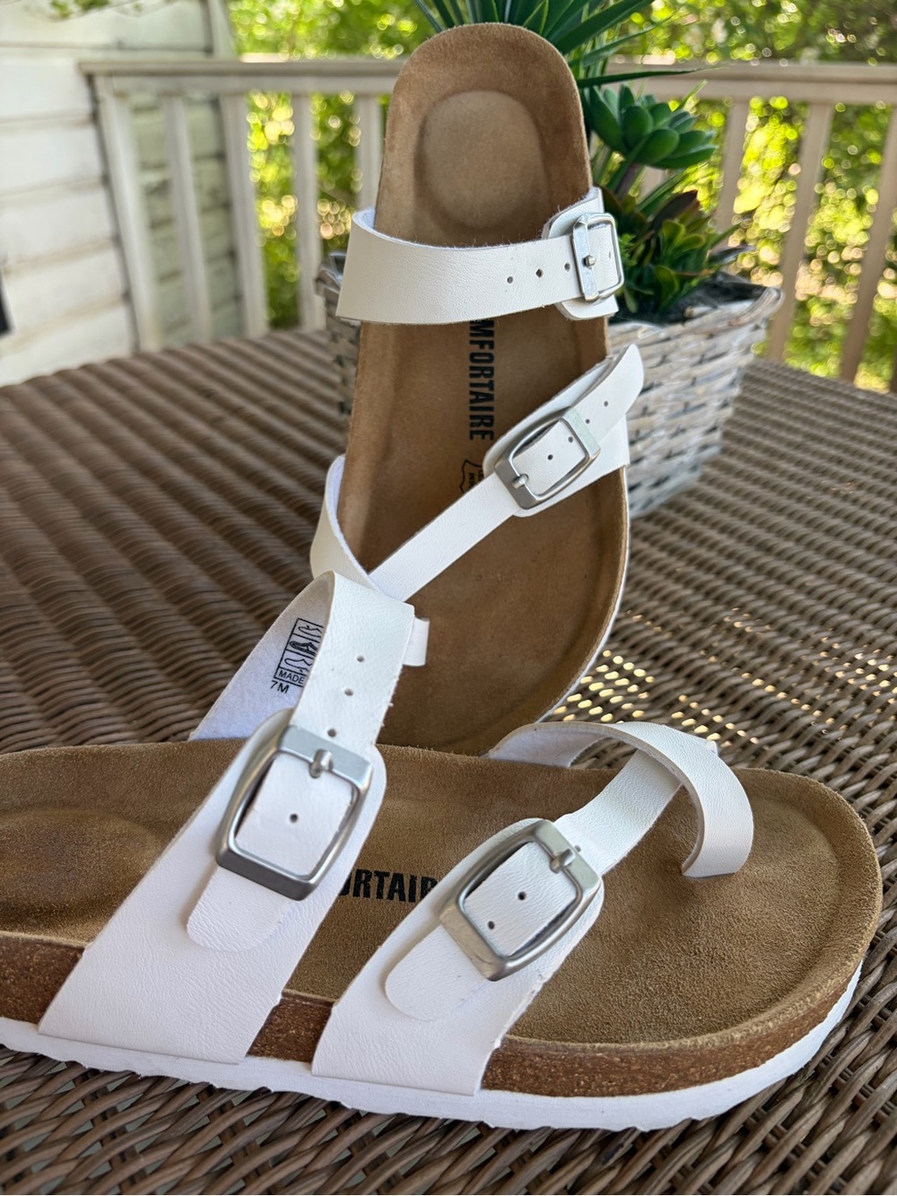 White Adjustable Buckle Women's Comfort Sandals